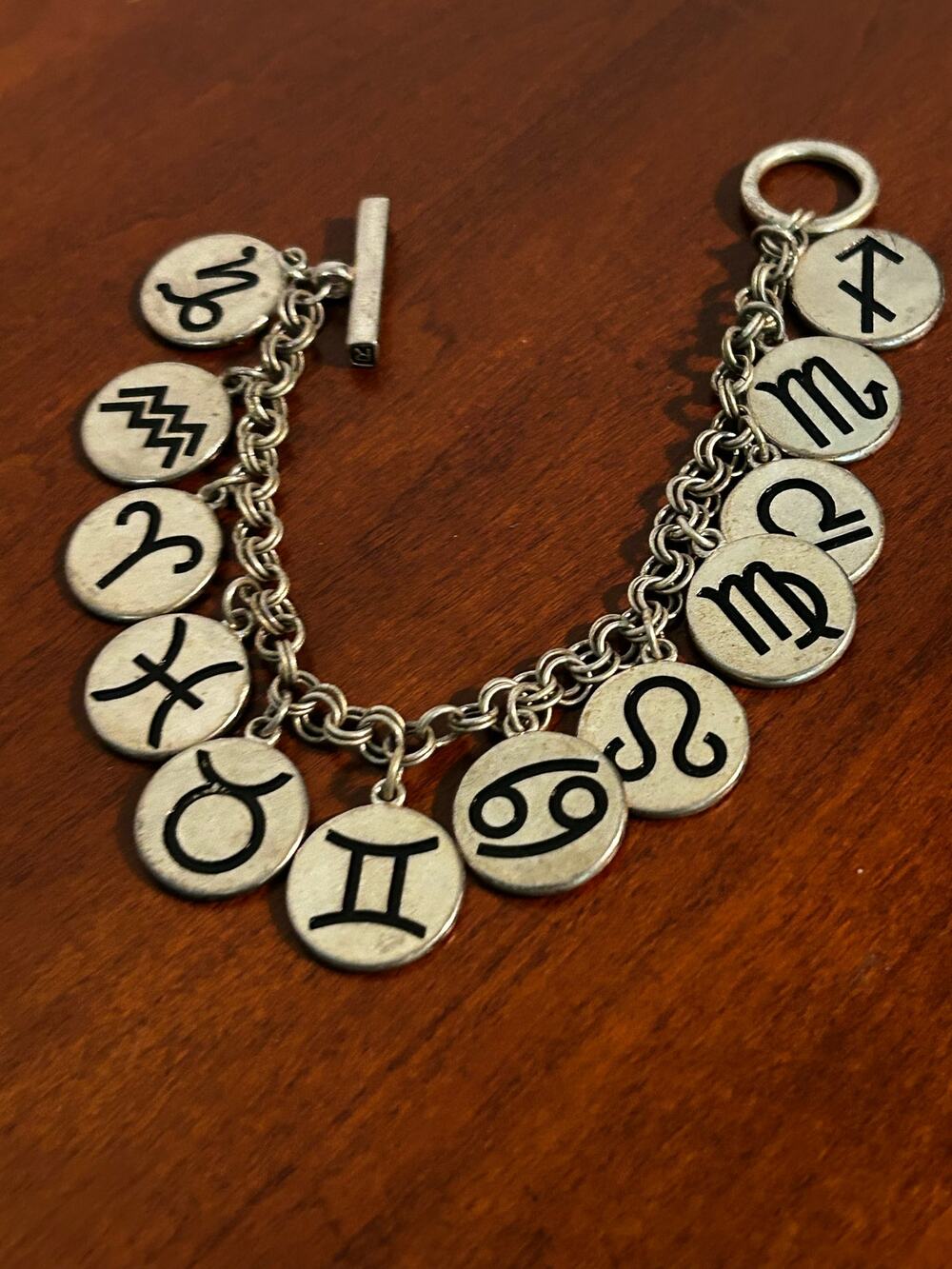 Kenneth Cole Reaction Silver Tone Link Bracelet 7 Inch Length